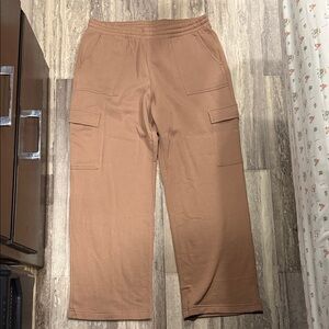 Old Navy Tall NWOT Tan Cargo Style Sweatpants